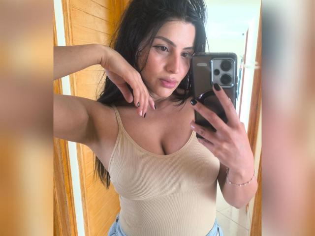 SaraWestt - Live porn &amp; sex cam - 28817678