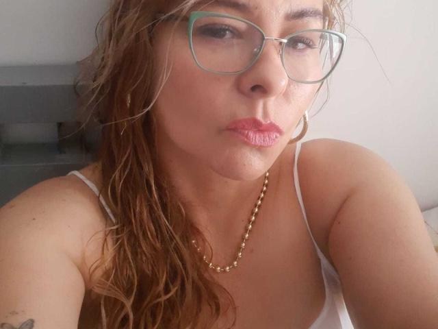 MiaAmoretti - Live porn &amp; sex cam - 28818296