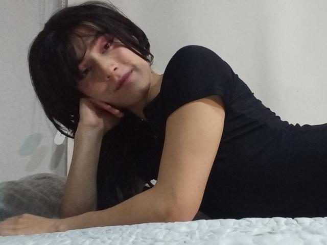 EllieCherry - Live porn &amp; sex cam - 28818368