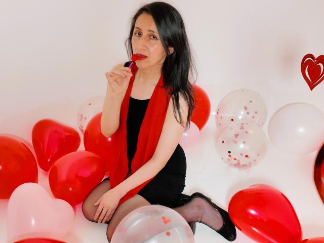 Cyntiia - Live porn &amp; sex cam - 28819055