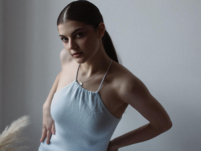 StellaLewin - Live porn &amp; sex cam - 28820000