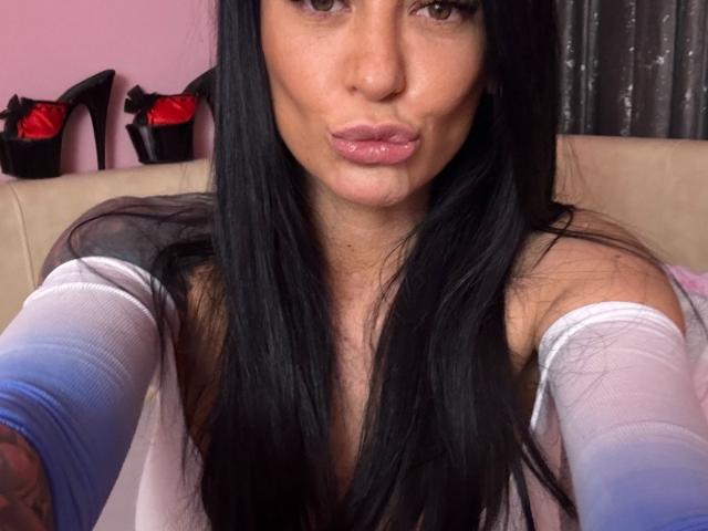 AndraD - Live porn &amp; sex cam - 28822529