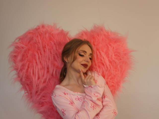 EmilySunshineS - сексуальная веб-камера в реальном времени - 28825283