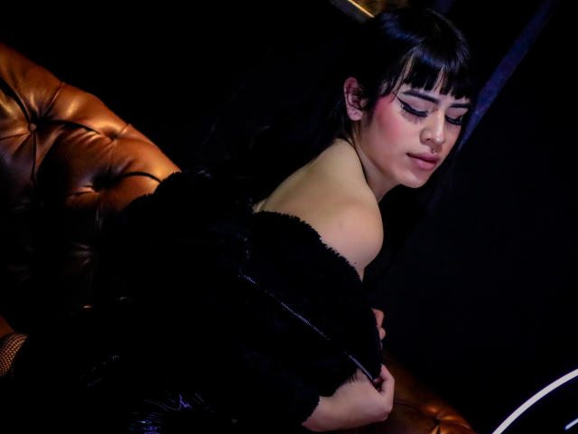 HannaMitsury - Live porn &amp; sex cam - 28826486