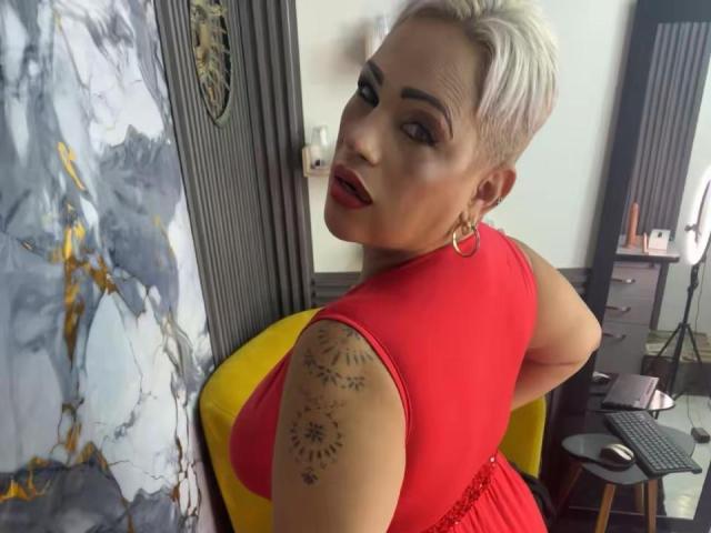 GianellaCox - Live porn &amp; sex cam - 28826615