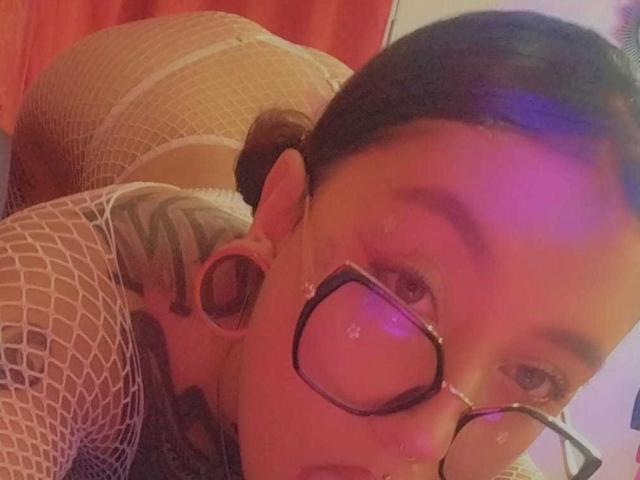 AmberKeller - Live porn &amp; sex cam - 28831226