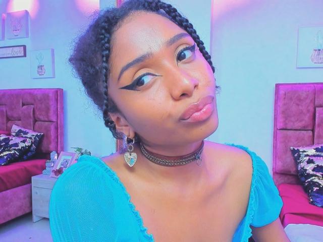 MeganWlliams - Live sex cam - 28832351