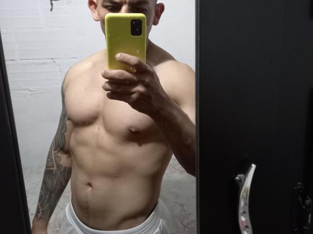 DarrinPaul - Live sex cam - 28832921