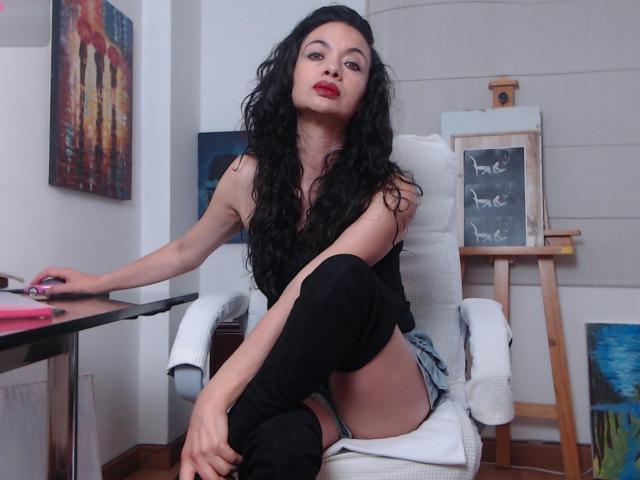 AfroditaRgenis - Live sex cam - 28833674