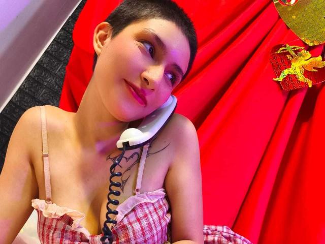 IsabellaHallad - Live sex cam - 28833995