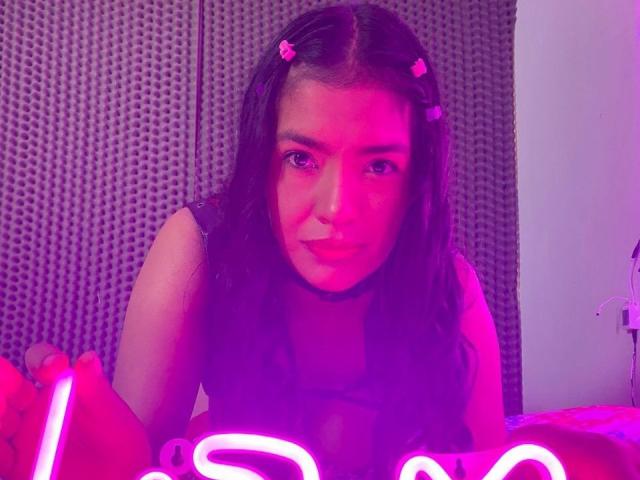 ArianithaXox - Sexe cam en vivo - 28834601