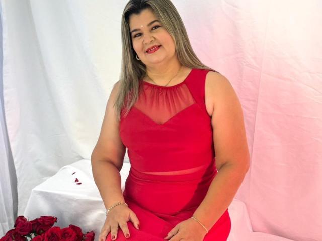 AdrianaPrettie - Sexe cam en vivo - 28834652