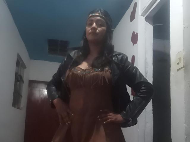 ArianithaXox - Live porn &amp; sex cam - 28834694