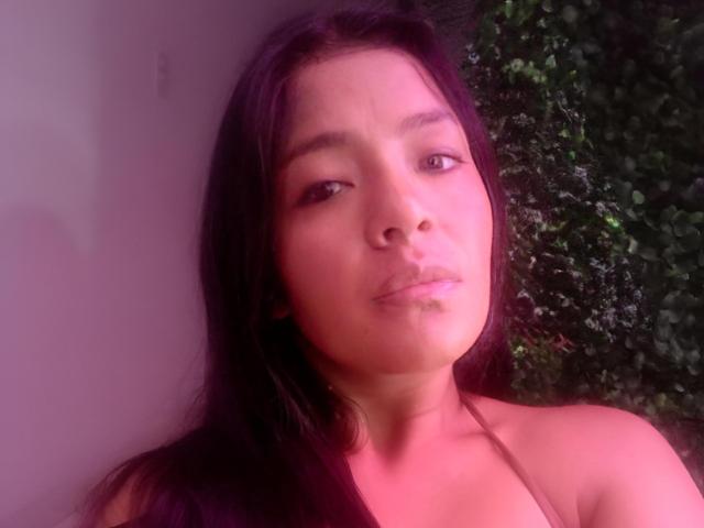 ArianithaXox - Live porn &amp; sex cam - 28834712