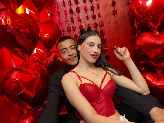 CrimsonSecretts - Live porn &amp; sex cam - 28837061