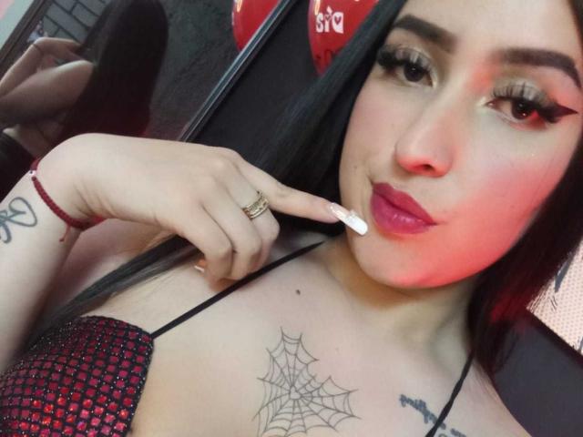 Chloey69 - Live sexe cam - 28837709