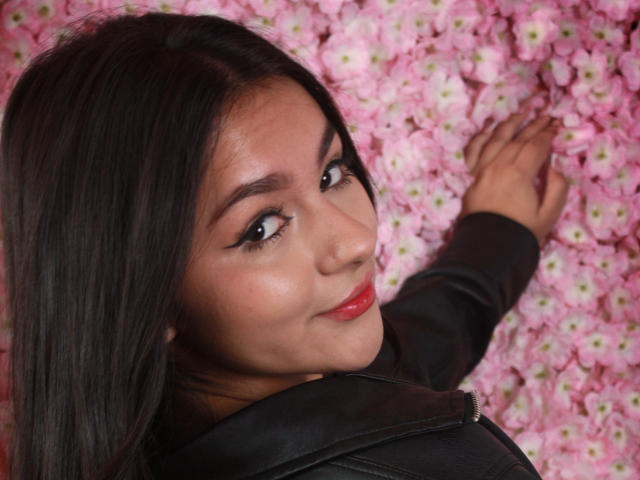 AlessiaFerry - Live sex cam - 28838480