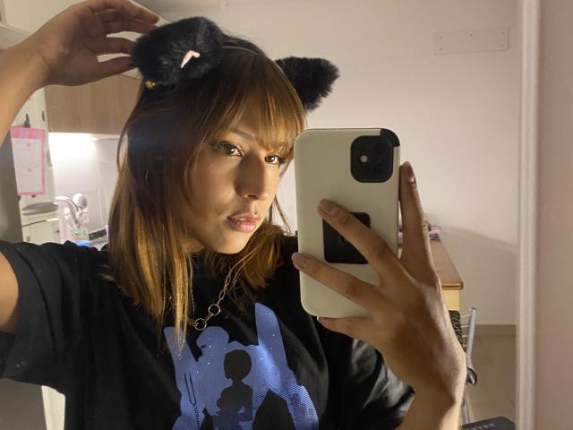 KiaraHernandezX - ライブポルノ&amp;セックスカム - 28844792