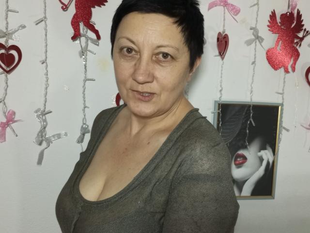 EmilyLlove - Live sexe cam - 28848359