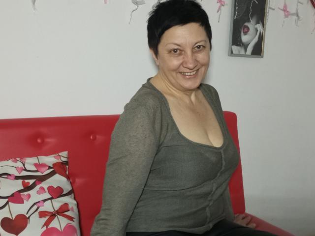 EmilyLlove - Live porn &amp; sex cam - 28848368