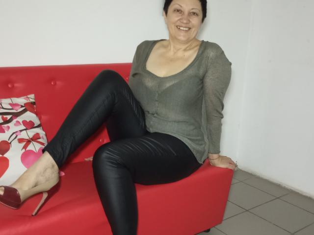 EmilyLlove - Live sexe cam - 28848374