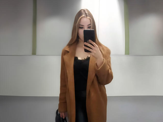 AdelMaud - Live porn &amp; sex cam - 28854626