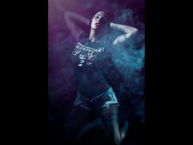 XANIA-WET - Live porn &amp; sex cam - 28859087