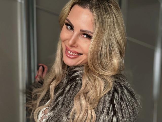 XANIA-WET - Sexe cam en vivo - 28859090