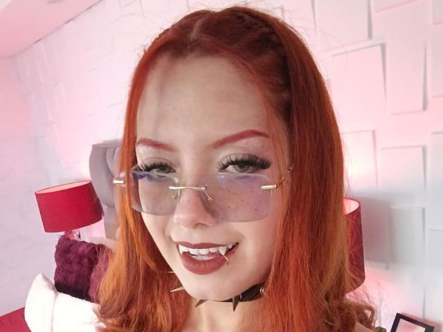EmmaThomsonn - Live porn &amp; sex cam - 28863017
