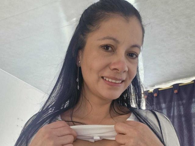 MelissaBaud - Live sex cam - 28864190