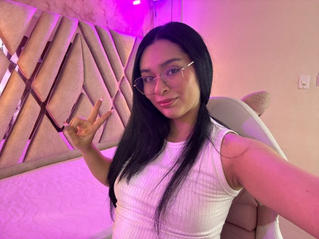 IsaDoux - Live sex cam - 28865735