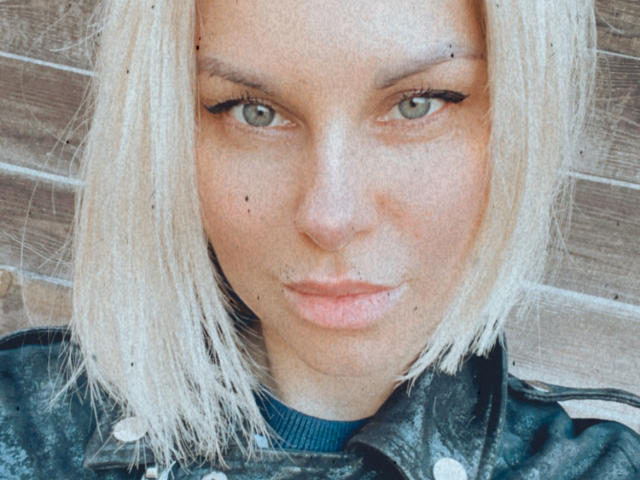 BelleLisaG - Camera khiêu dâm &amp; quyến rũ trực tiếp - 28867079