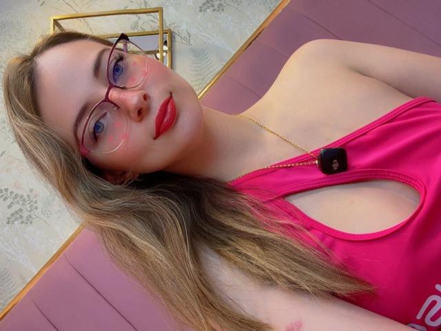 AmbeerWood - Live porn &amp; sex cam - 28869161