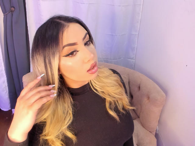 MelissaLust - Live sex cam - 28875929