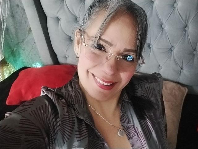 LailaCastillo - Live porn &amp; sex cam - 28877330