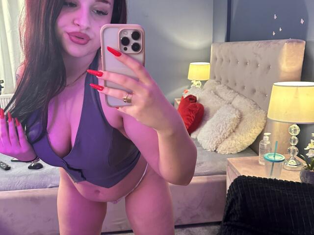 LucieRed - Live porn &amp; sex cam - 28879010