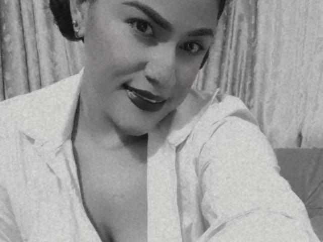 IvannaDuran - Live porn &amp; sex cam - 28882823