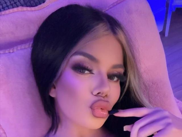 IvyRaven - Live porn &amp; sex cam - 28890404