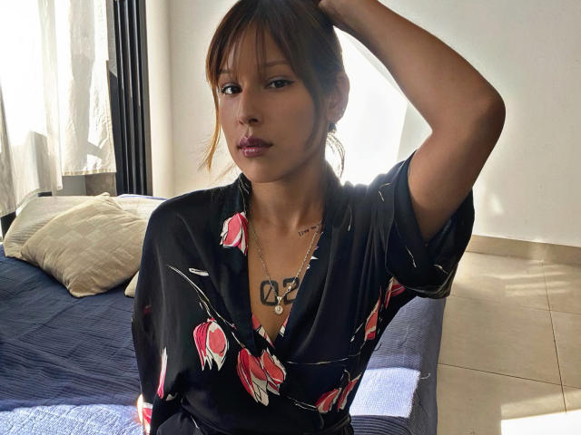 KiaraHernandezX - Live porn &amp; sex cam - 28892792