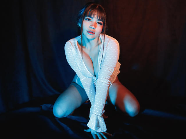 KimDevinne - Live sex cam - 28895060