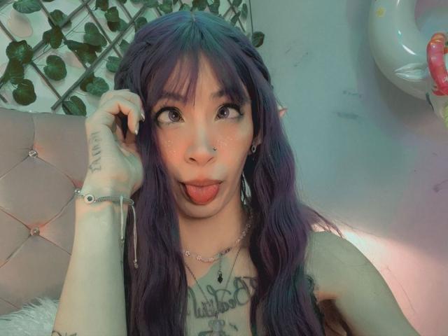 LaurenEvie69 - Live Sex Cam - 28895180