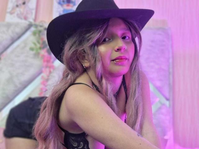 CandySwan - Sexe cam en vivo - 28898297