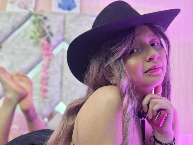 CandySwan - Sexe cam en vivo - 28898303