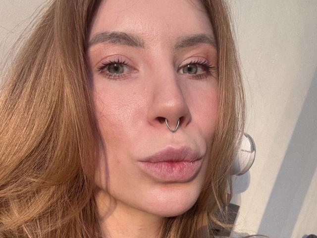 CharlotteDream - Live porn &amp; sex cam - 28904513