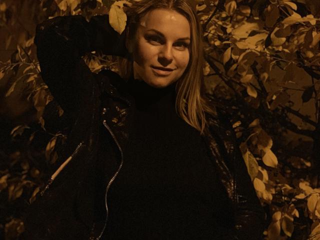 BelleLisaG - сексуальная веб-камера в реальном времени - 28907519