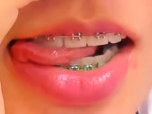 Genesiss - Live sex cam - 28914188