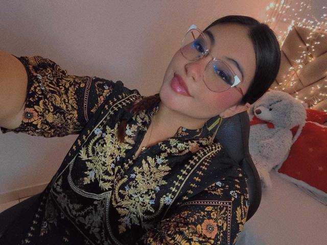 HelueJamil - Live sex cam - 28914200