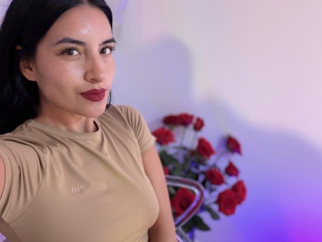 EmilyJensenn - Live porn &amp; sex cam - 28914398