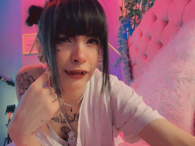 LaurenEvie69 - Live porn &amp; sex cam - 28915511