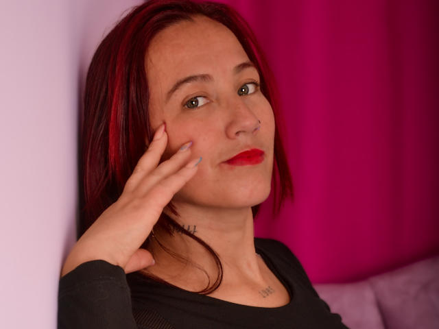 ChloeZenit - Live sex cam - 28915928